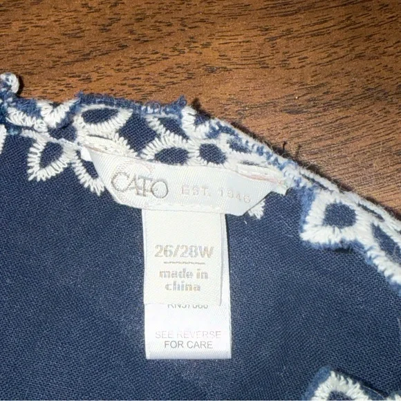 Cato Navy Boho Embroidered Floral Peasant Blouse Plus 26/28W - Picture 5 of 8